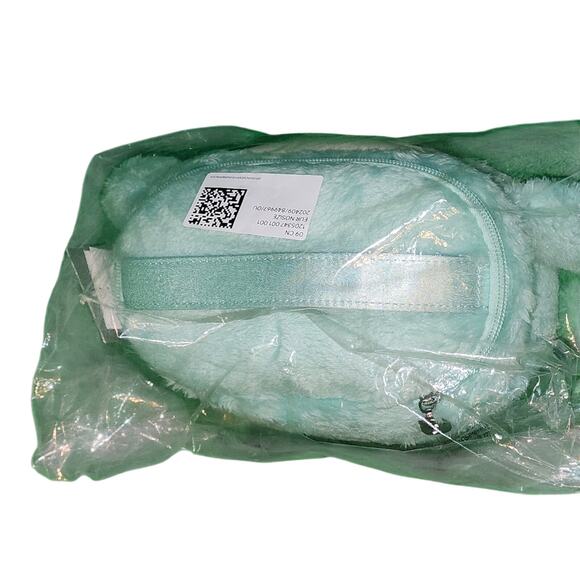 BLACK FRIDAY SALE Squishmallows H & M Excl. Joelle, Aqua Blue Bigfoot 2-Pc Set - Picture 13 of 14